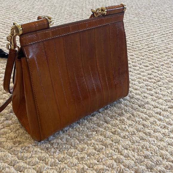 Dolce &  Gabbana hand bag, crossbody bag. - Picture 3 of 5